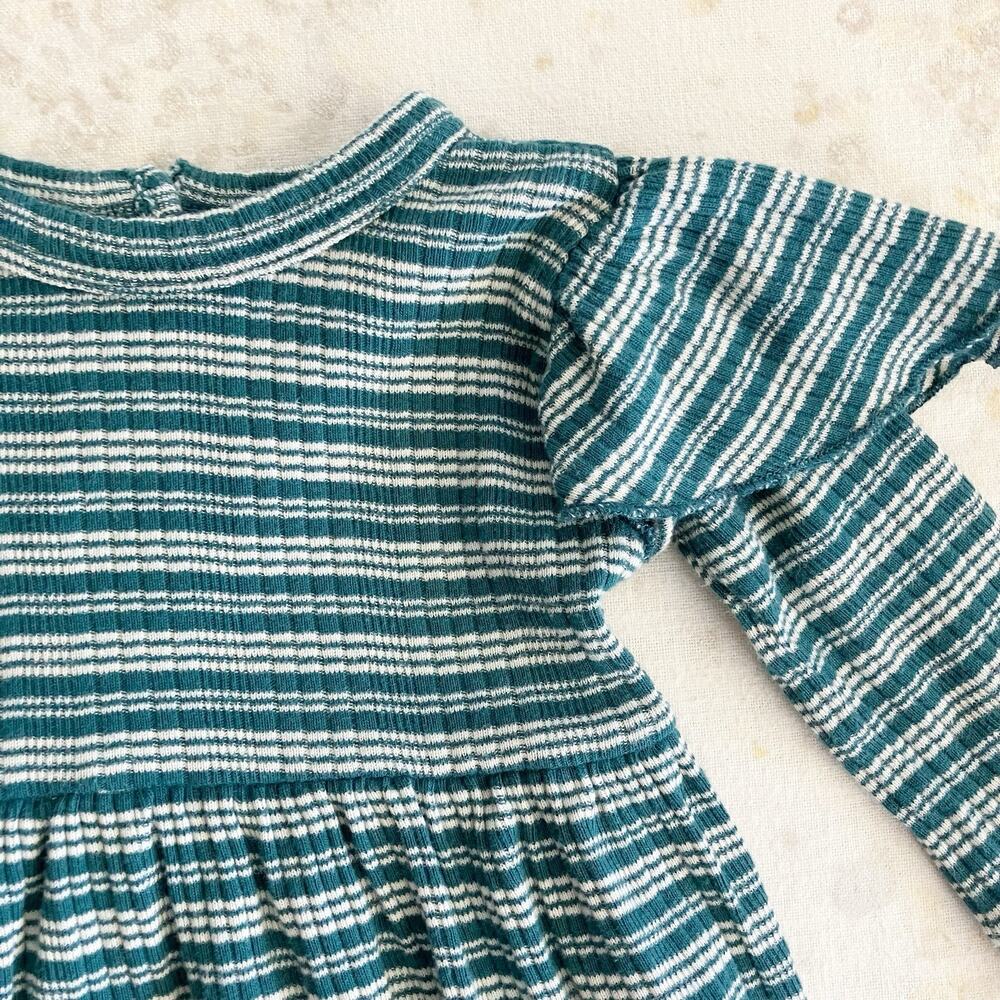 Kate Quinn baby Girl 6-12 Mos Dress Long Sleeve Green Striped Ruffle Casual - Picture 2 of 6
